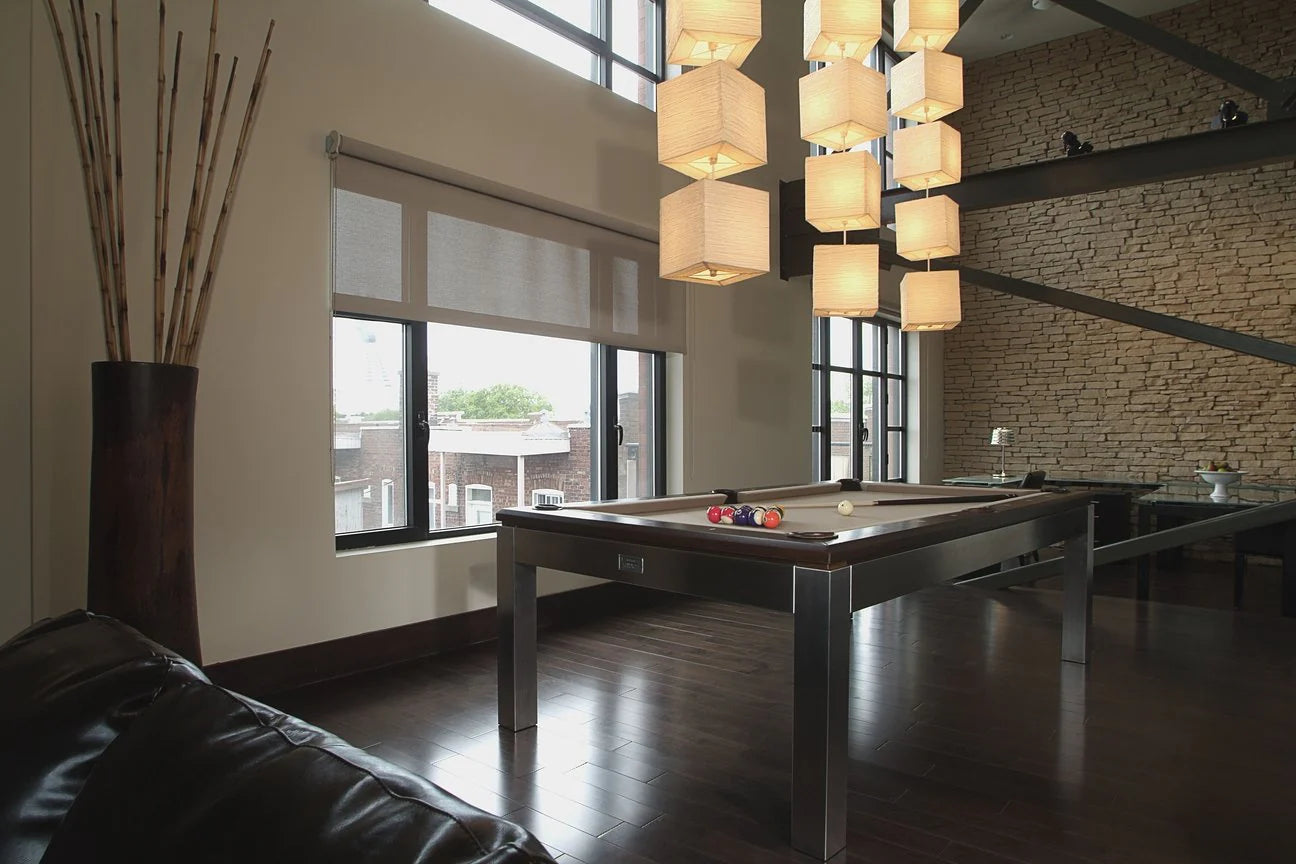 CONDO STAINLESS SALLE DE JEUX